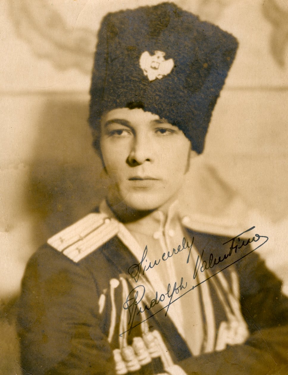 Rudolph Valentino 1895-1926, włoski aktor, ok. 1920 autorstwa Unbekannt
