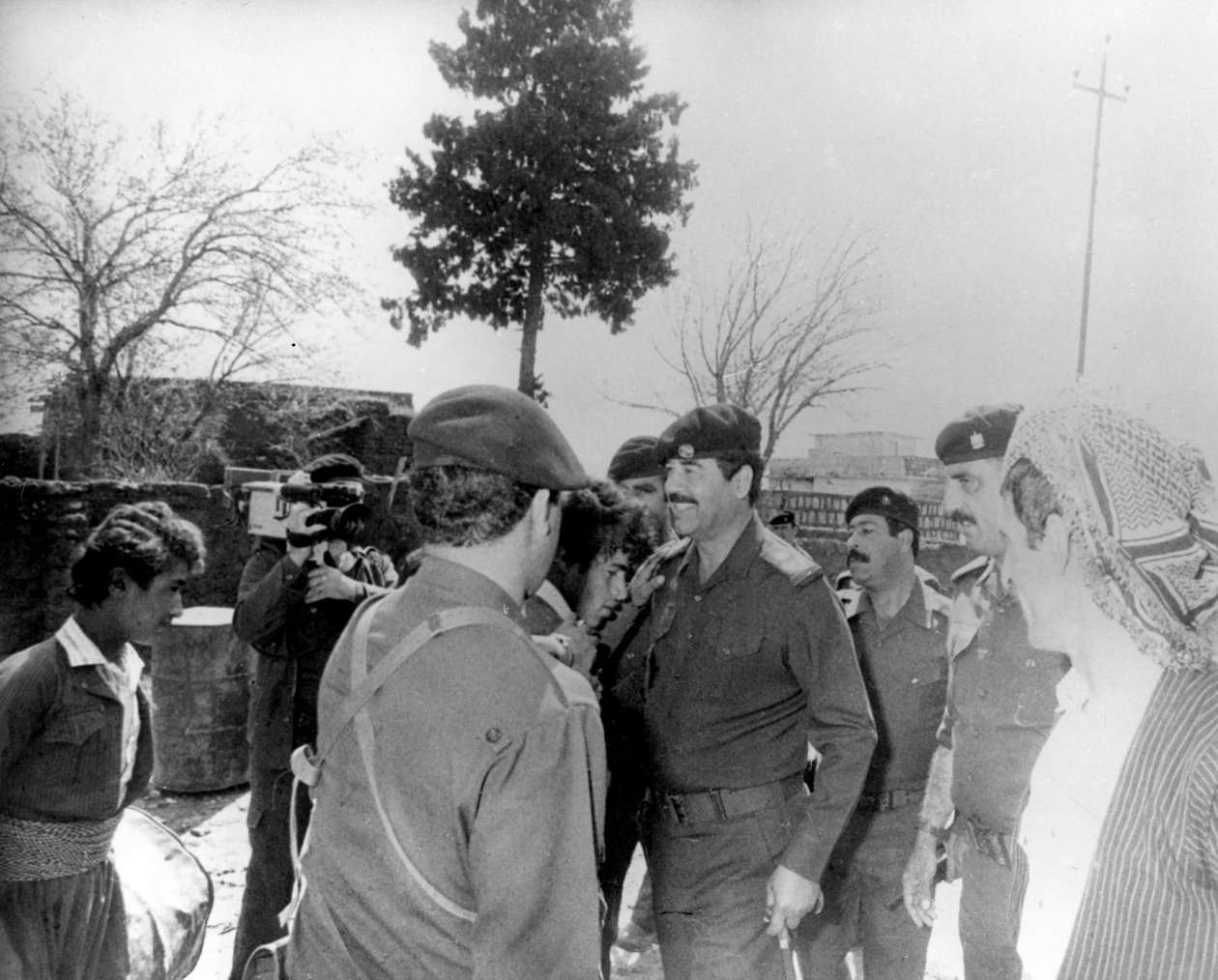Saddam Husajn podróżuje po kraju, Irak, 1987 r. autorstwa Unbekannt