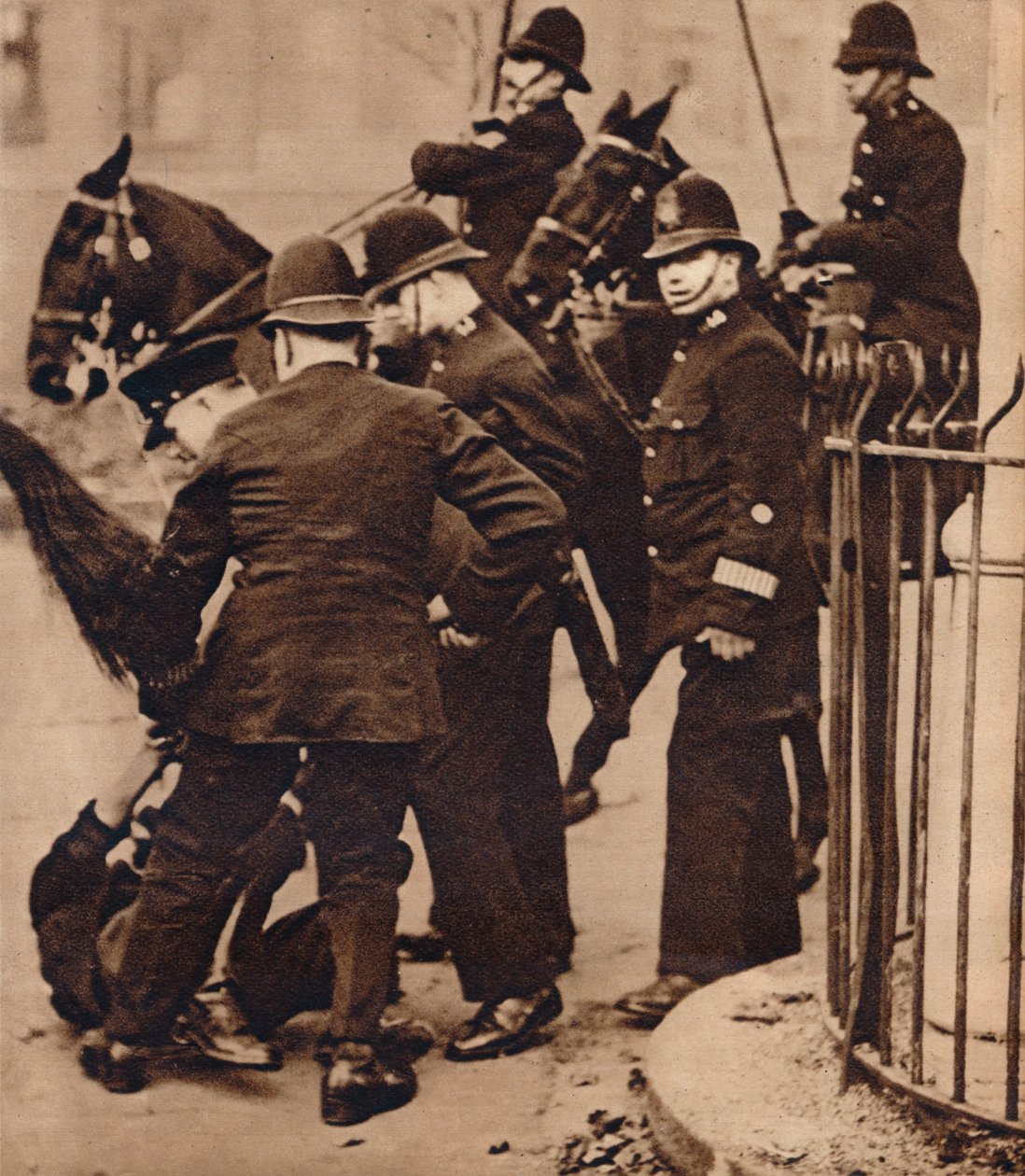 Marsz Głodowy, 1932, 1938. autorstwa Unbekannt