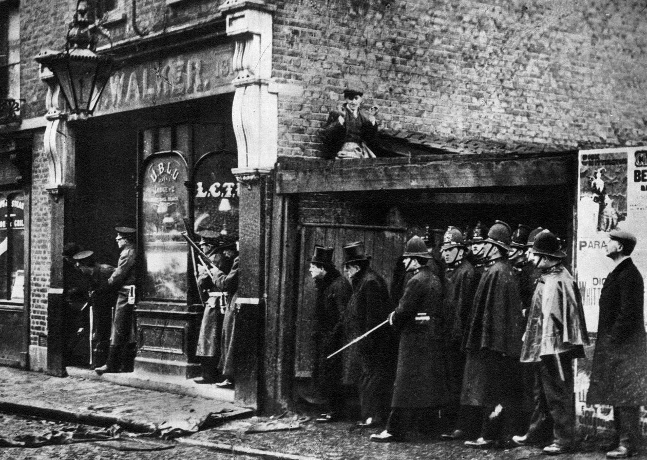 Oblężenie Sidney Street, Whitechapel, Londyn, 1911, 1935 autorstwa Unbekannt