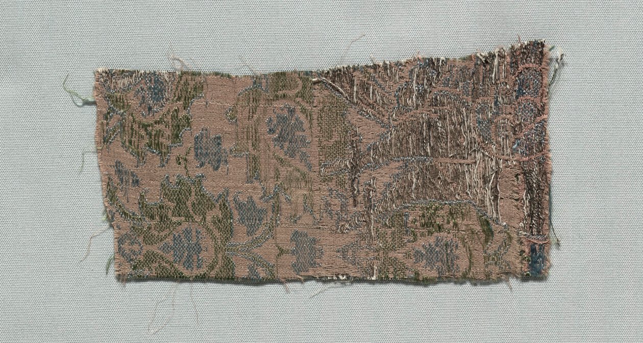 Trzy fragmenty włoskiego gotyckiego jedwabiu, 1350-1399. autorstwa Unbekannt