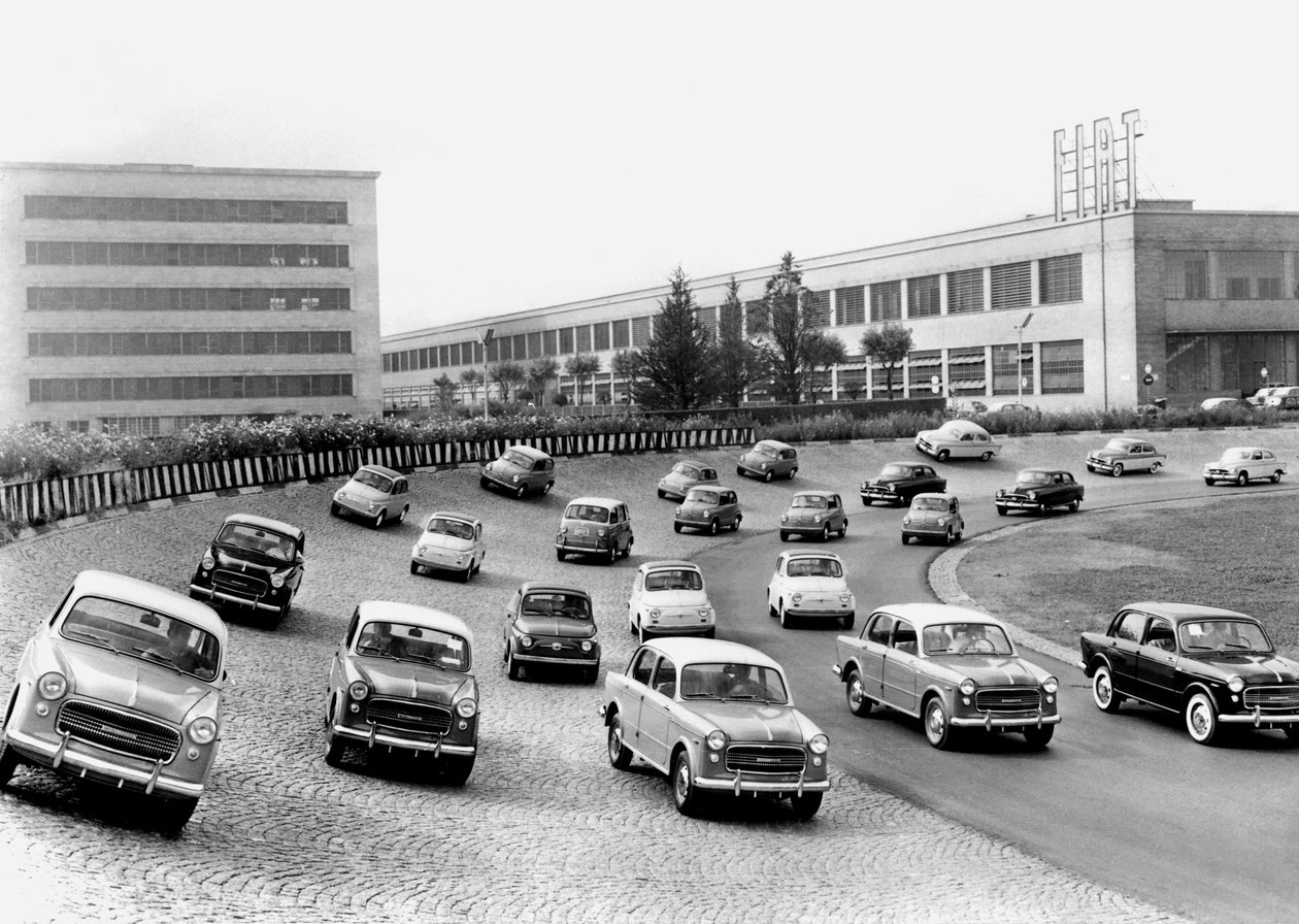 Testowanie samochodów na torze testowym Fiata, Mirafiori, Turyn, 1958 autorstwa Unbekannt Unbekannt