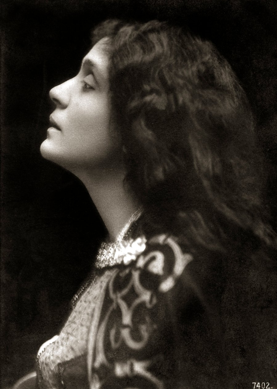 Eleonora Duse - profil portretowy autorstwa Unknown photographer