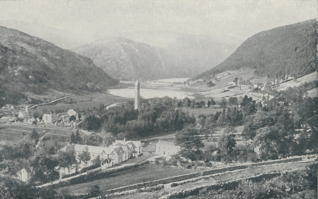 Irlandzka wioska Glendalough, 1910 autorstwa Valentine and Sons Ltd