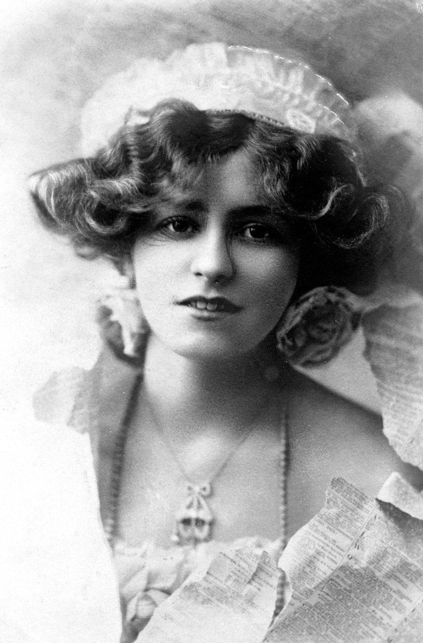 Gabrielle Ray 1883-1973, angielska aktorka, 1900. autorstwa WandD Downey