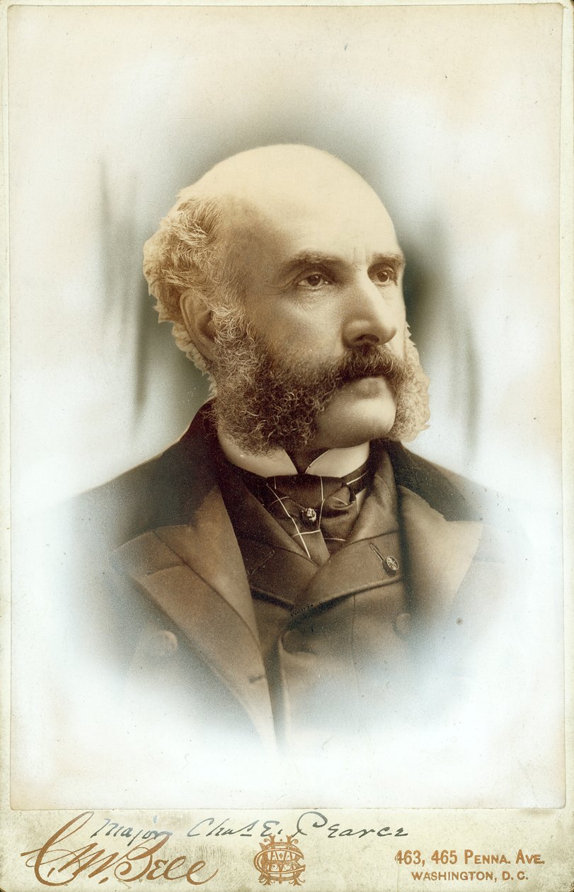Portret popiersia Charlesa E. Pearce