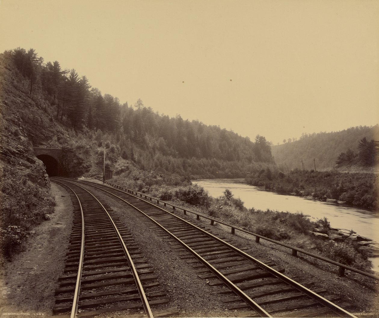 Tunel Rockport. autorstwa William H. Rau