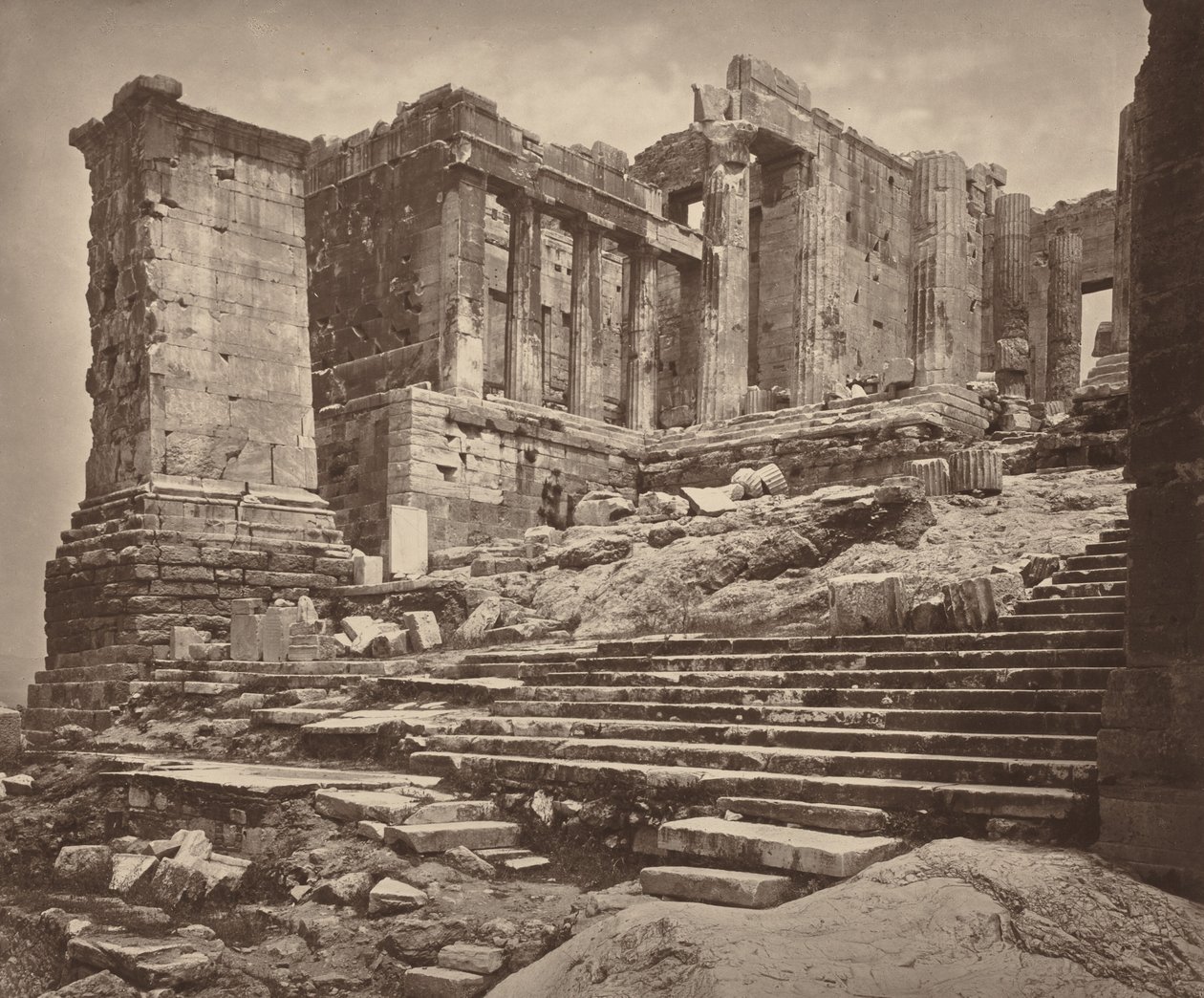 Propylaea z południowego zachodu, 1882 (zdjęcie) autorstwa William James Stillman