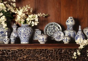 Niebiesko-biała porcelana (ceramiczna)