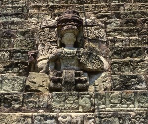 Hieroglificzna statua Copan