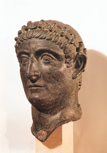 Głowa Konstantyna Wielkiego (ok. 274-337) (brąz)