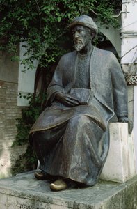 Posąg Mojżesza Majmonidesa (1135-1204)