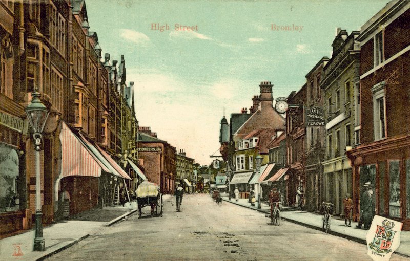 High Street, Bromley (kolorowe zdjęcie) autorstwa (after) English photographer