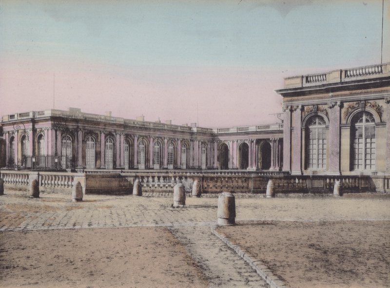 Grand Trianon, Wielki Trianon (zdjęcie kolorowane) autorstwa (after) French Photographer