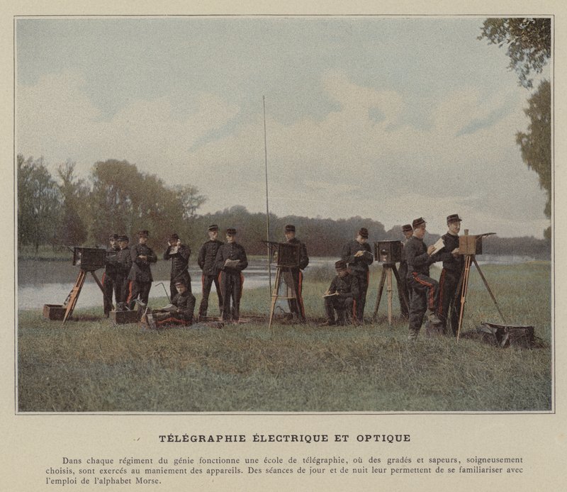 Telegrafia elektryczna i optyczna (zdjęcie kolorowe) autorstwa (after) French Photographer