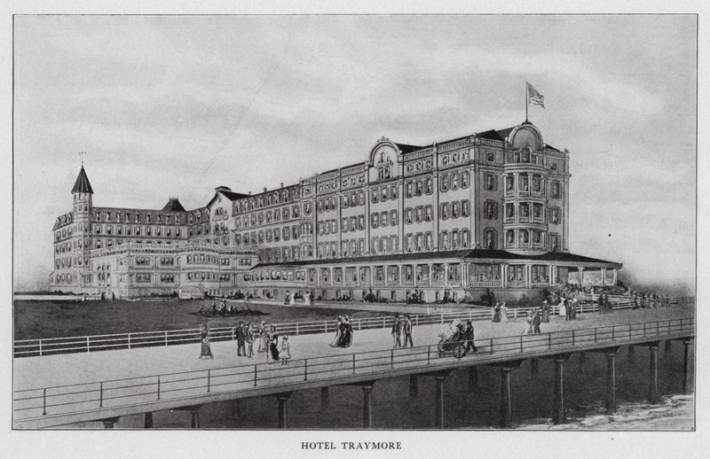 Hotel Traymore (zdjęcie czarno-białe) autorstwa American Photographer (after)