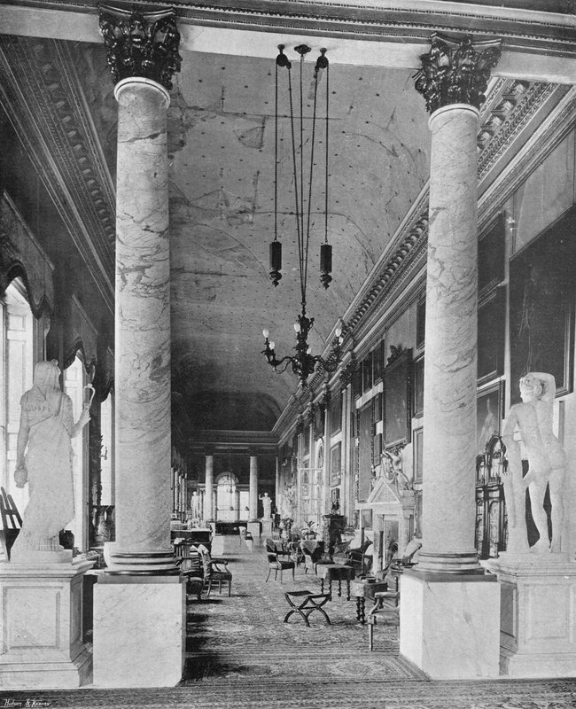 Długa Galeria autorstwa Charles Latham