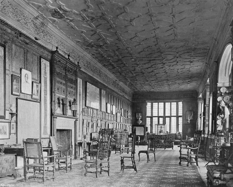 Długa Galeria autorstwa Charles Latham