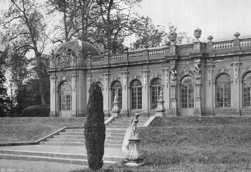Oranżeria autorstwa Charles Latham