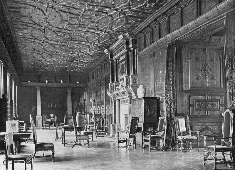 West End Długiej Galerii autorstwa Charles Latham