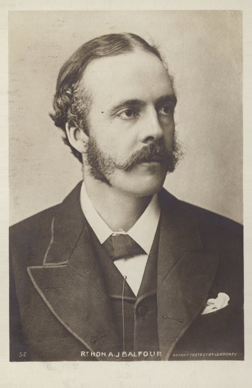 Artur Balfour autorstwa English Photographer