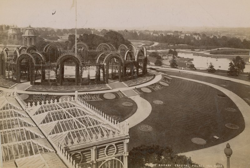 Crystal Palace, Sydenham, Londyn autorstwa English Photographer