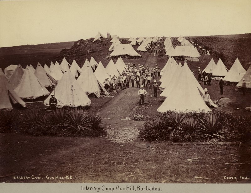 Obóz piechoty, Gun Hill, Barbados autorstwa English Photographer