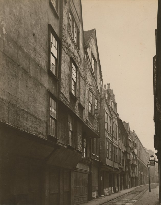 Stare domy na Wych Street w Londynie autorstwa English Photographer
