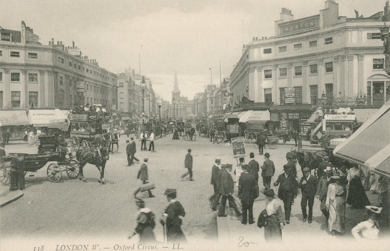 Oxford Circus, Londyn autorstwa English Photographer
