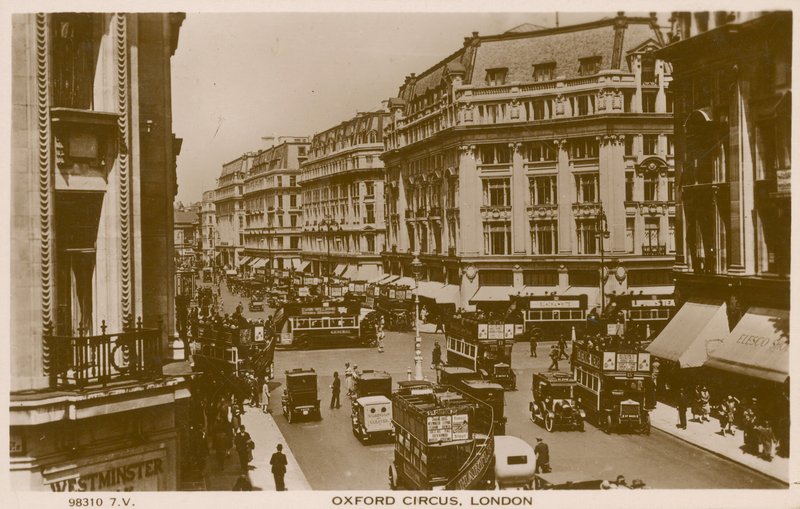 Oxford Circus, Londyn autorstwa English Photographer