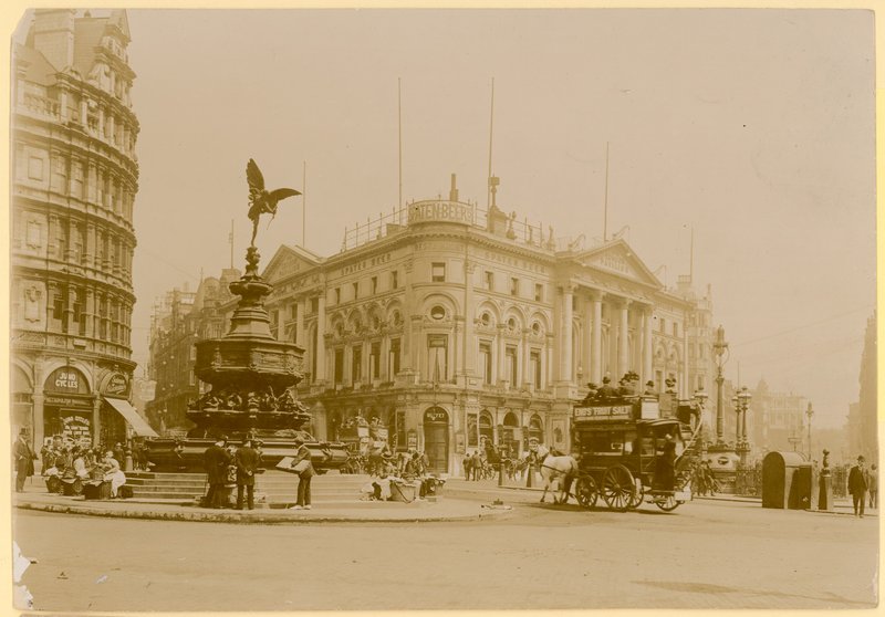 Piccadilly Circus, Londyn autorstwa English Photographer