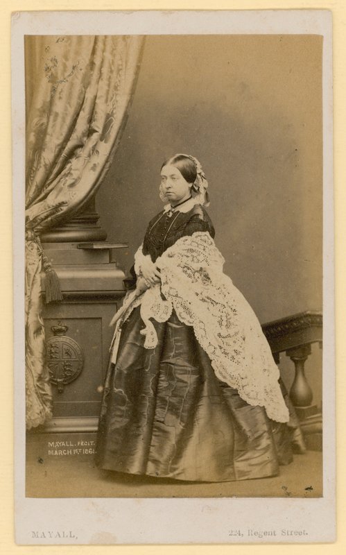 Królowa Wiktoria (zdjęcie czarno-białe) autorstwa English Photographer