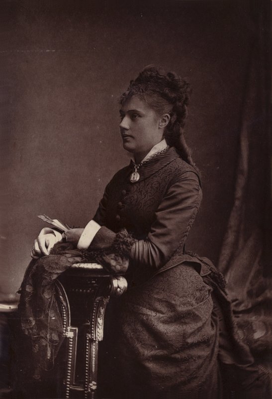 Rose Coghlan autorstwa English Photographer