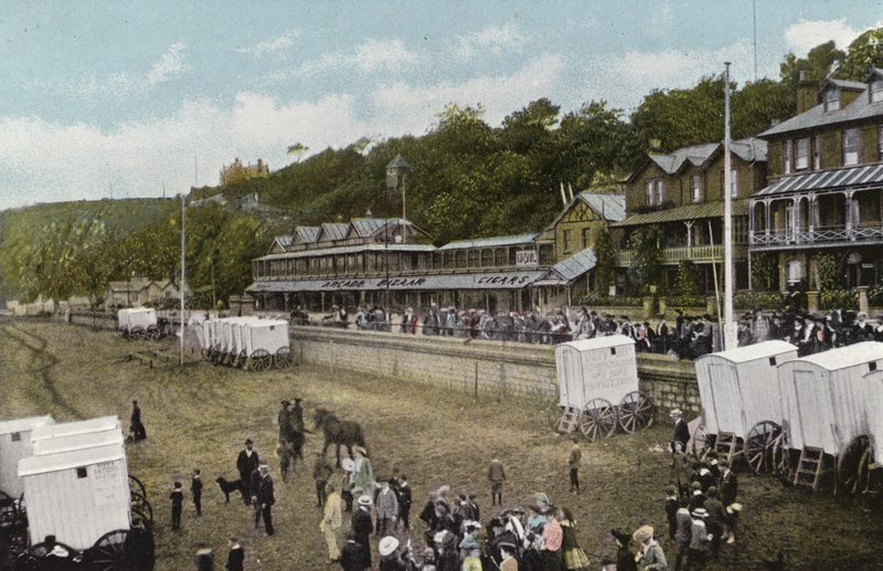 Sandown, patrząc na zachód autorstwa English Photographer