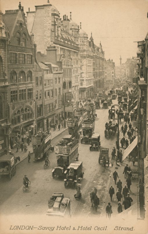 Savoy Hotel and Hotel Cecil, Strand, Londyn autorstwa English Photographer