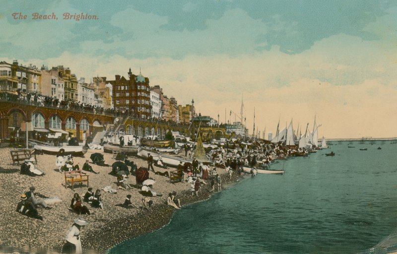 Plaża, Brighton. Pocztówka wysłana w 1913 roku. autorstwa English Photographer