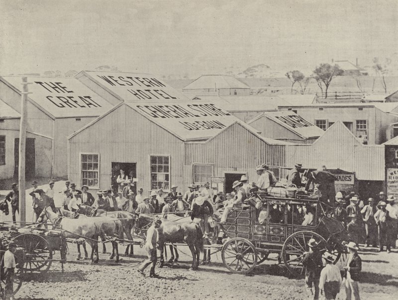Biuro autokarów, Bayley Street, Coolgardie, Waszyngton autorstwa English Photographer