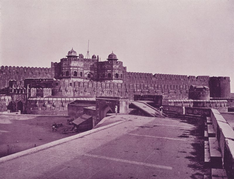 Brama Delhi, Agra Fort autorstwa English Photographer