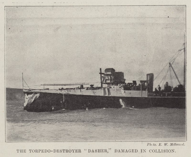 Niszczyciel torpedowy, uszkodzony w zderzeniu autorstwa English Photographer