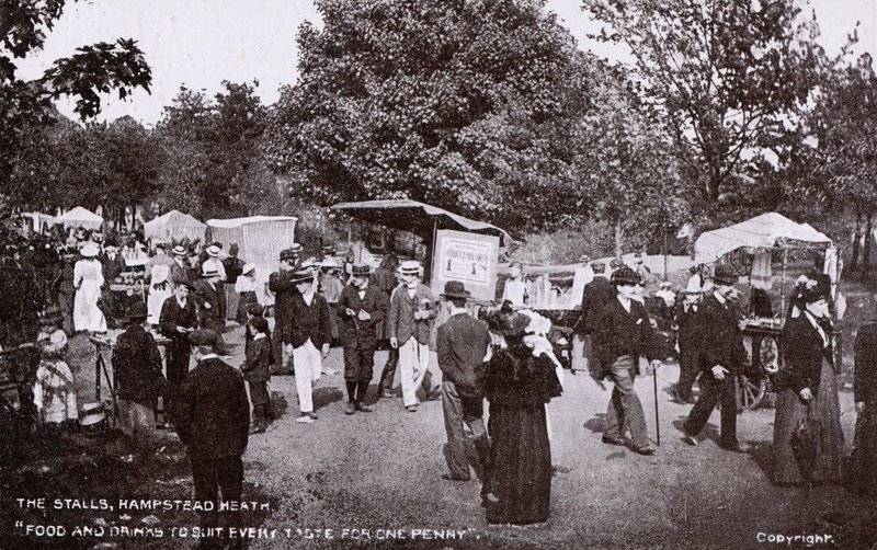 Stragany na Hampstead Heath autorstwa English Photographer