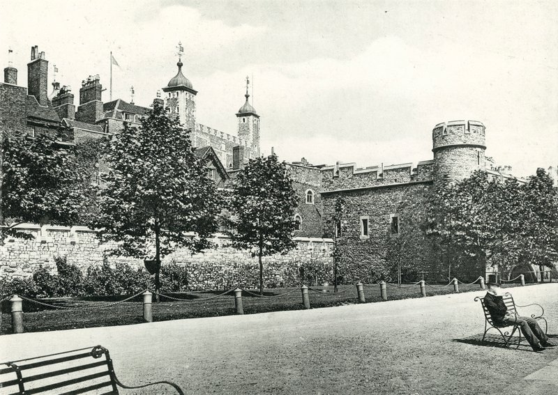 Tower of London z Wharf autorstwa English Photographer