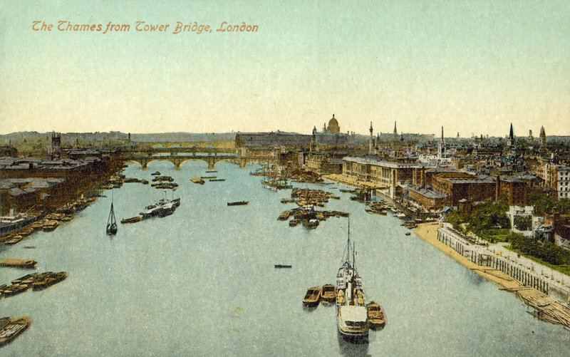 Widok z Tower Bridge, Londyn (kolorowe zdjęcie) autorstwa English Photographer