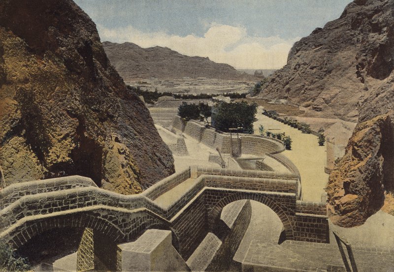 Aden, Cysterny autorstwa European Photographer