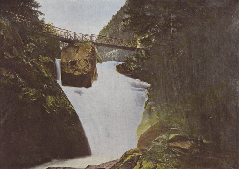 Cauterets, Wodospad Cerizey autorstwa European Photographer