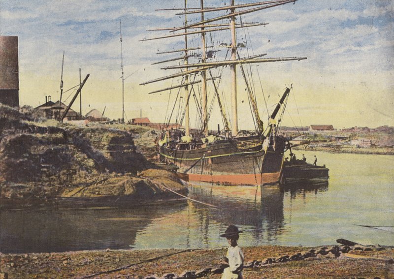 Port De La Pointe-Des-Galets, w pobliżu Saint-Denis autorstwa European Photographer