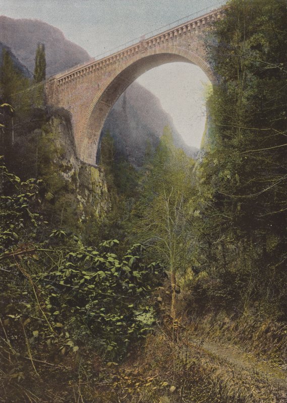 Saint-Sauveur, Most Napoleona autorstwa European Photographer