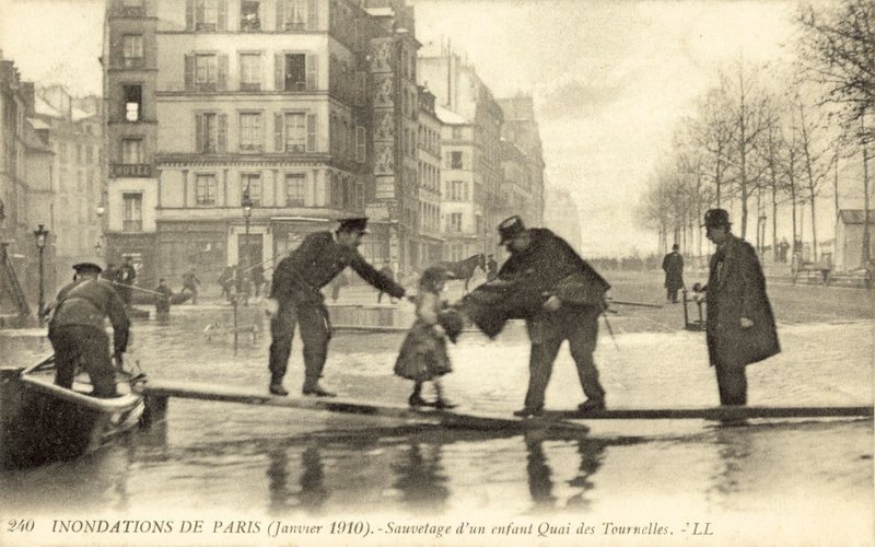 Powódź Paryża, Francja, styczeń 1910 r. autorstwa French Photographer