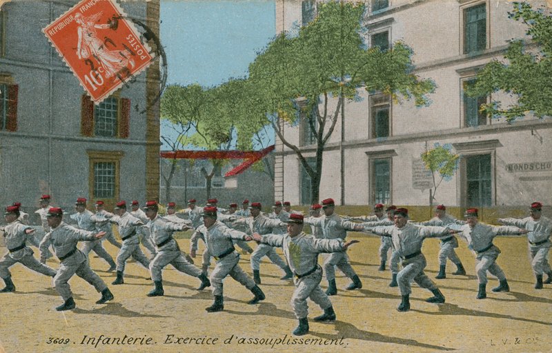 Francuska piechota ćwicząca, Pocztówka wysłana w 1913 roku. autorstwa French Photographer