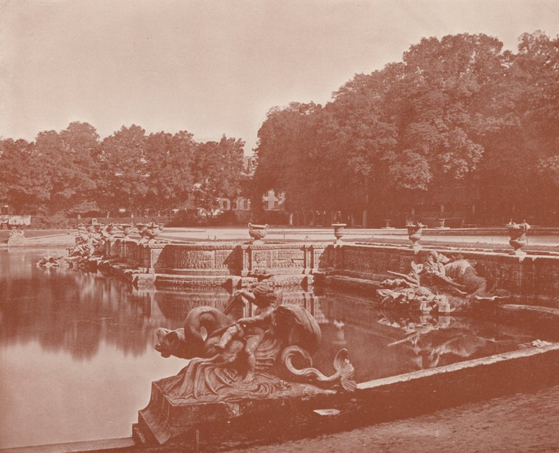 Wielki Basen Neptuna (zdjęcie czarno-białe) autorstwa French Photographer