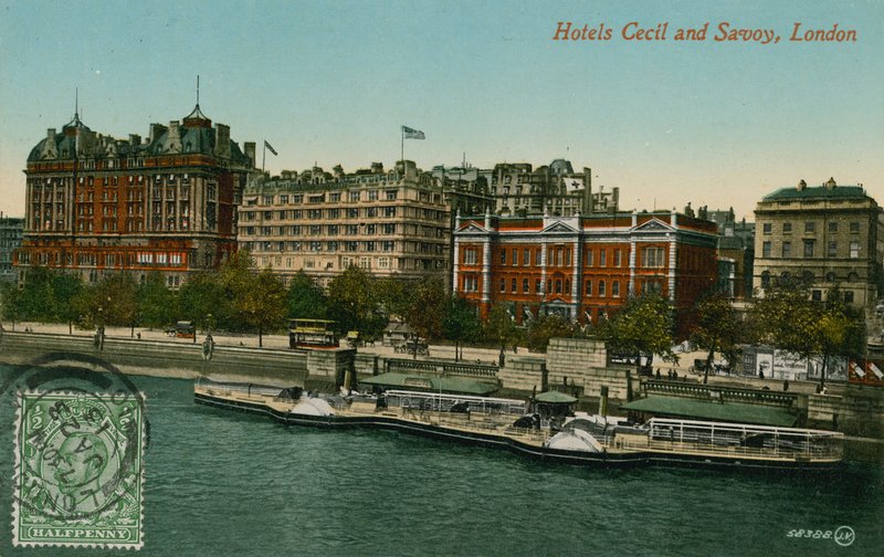 Hotele Cecil i Savoy, Londyn autorstwa French Photographer